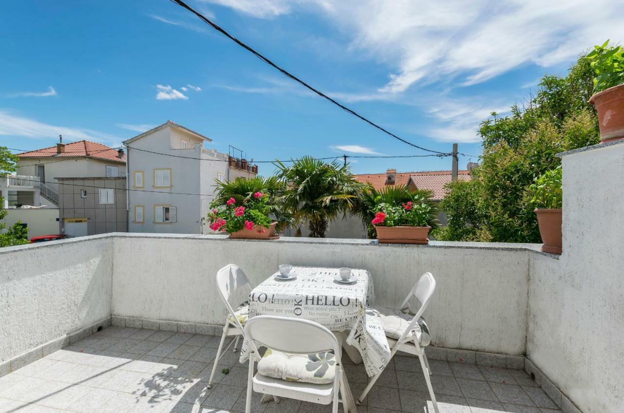 Apartments Miroslava Vodice Exterior photo