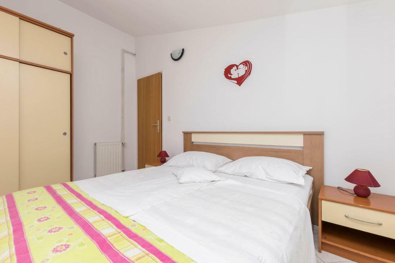 Apartments Miroslava Vodice Exterior photo
