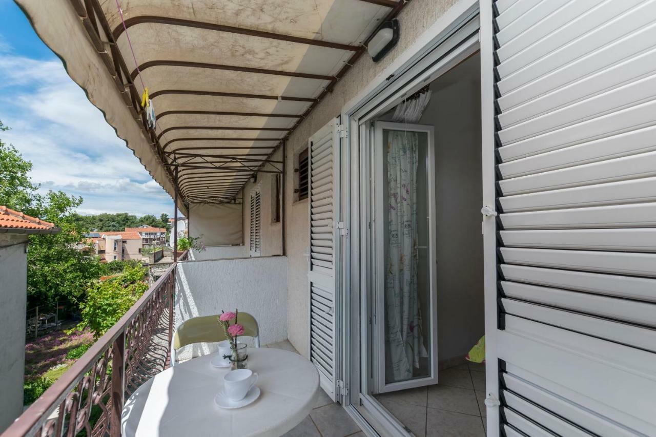 Apartments Miroslava Vodice Exterior photo