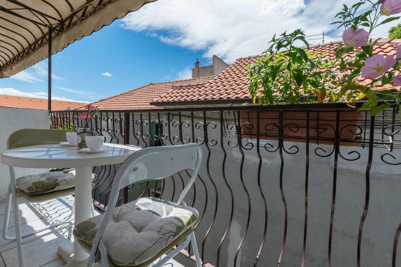 Apartments Miroslava Vodice Exterior photo