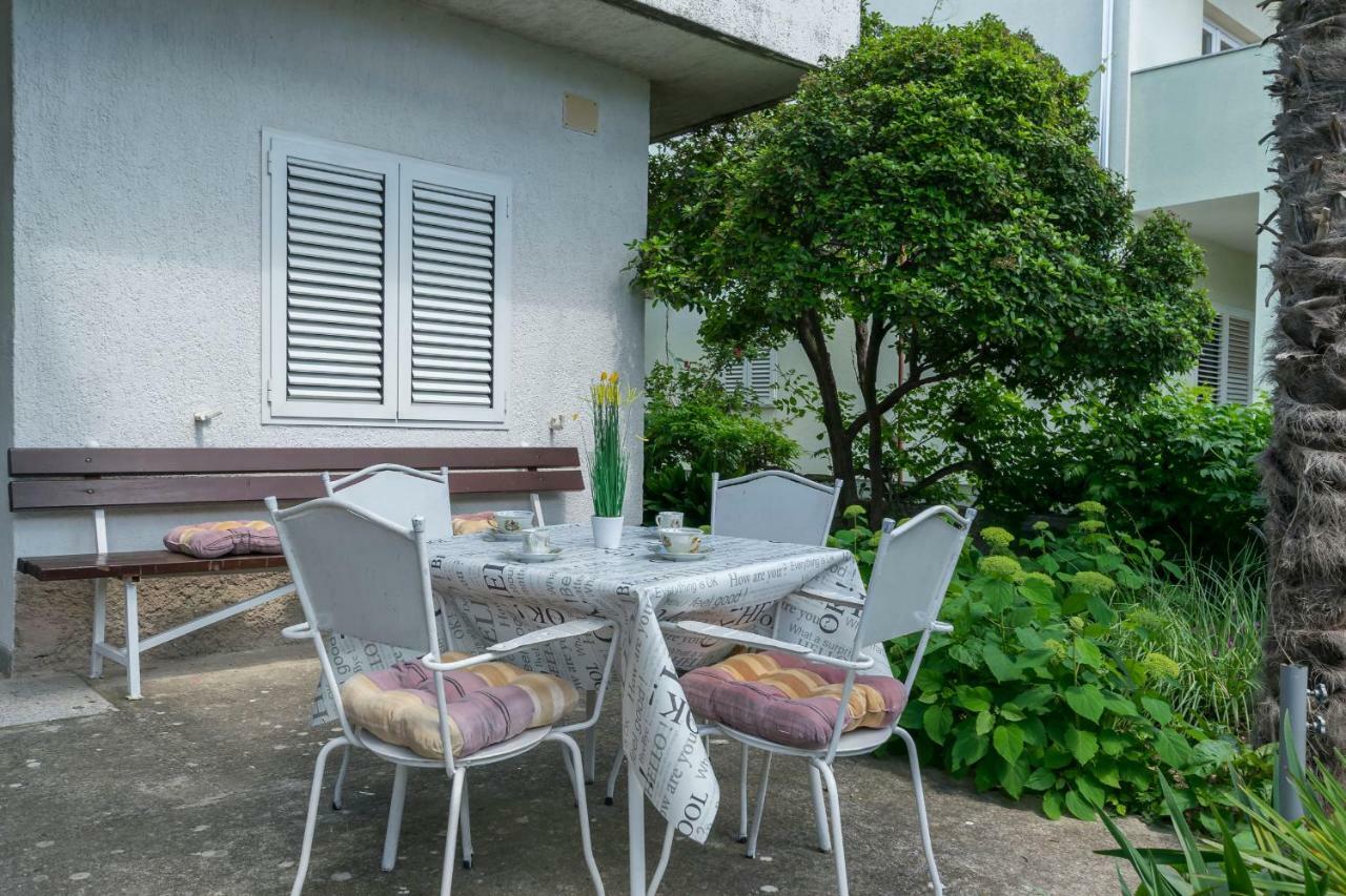 Apartments Miroslava Vodice Exterior photo