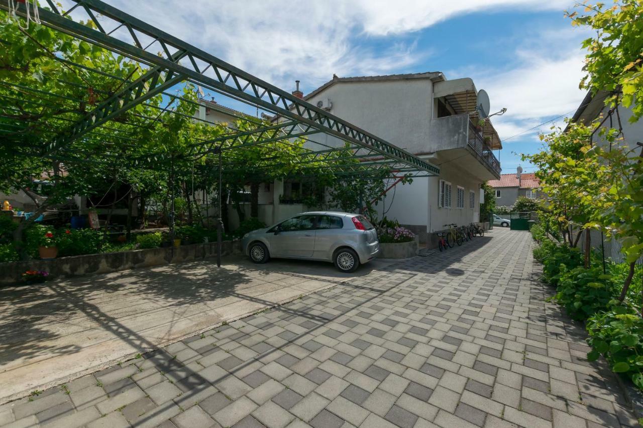 Apartments Miroslava Vodice Exterior photo